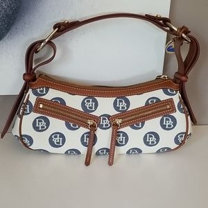 NWOT Dooney and Bourke Moon handbag